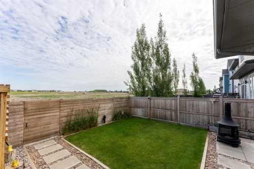 437 Devonia Way West, Lethbridge, AB - Outdoor