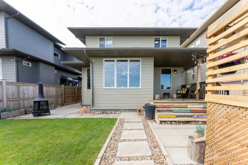 437 Devonia Way West, Lethbridge, AB - Outdoor