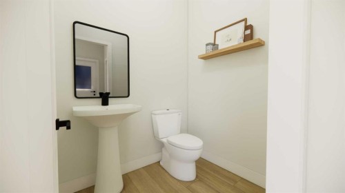 2709 16 Avenue, Coaldale, AB - Indoor Photo Showing Bathroom