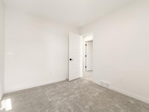 126 Miners Road West, Lethbridge, AB - Indoor Photo Showing Other Room