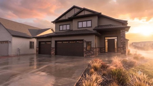 3076 21 Street, Coaldale, AB - Outdoor