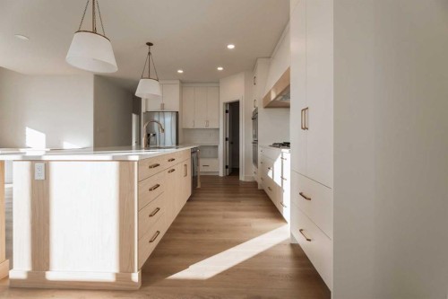 3076 21 Street, Coaldale, AB - Indoor Photo Showing Kitchen With Upgraded Kitchen
