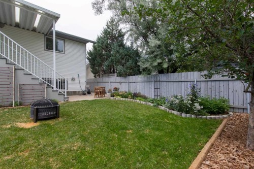 160 Heritage Boulevard West, Lethbridge, AB - Outdoor