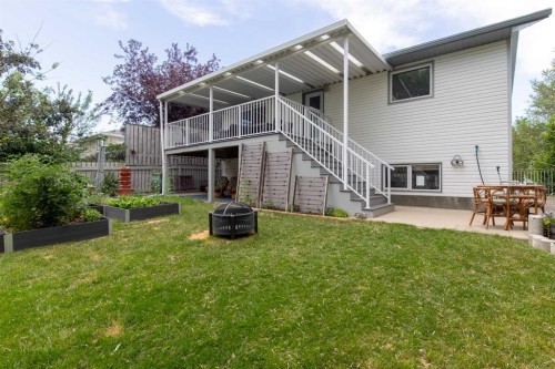 160 Heritage Boulevard West, Lethbridge, AB - Outdoor