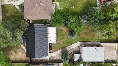 819 5 Street South, Lethbridge, AB - Outdoor