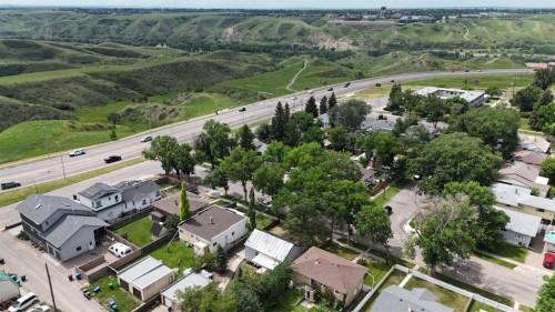 819 5 Street South, Lethbridge, AB - Outdoor With View