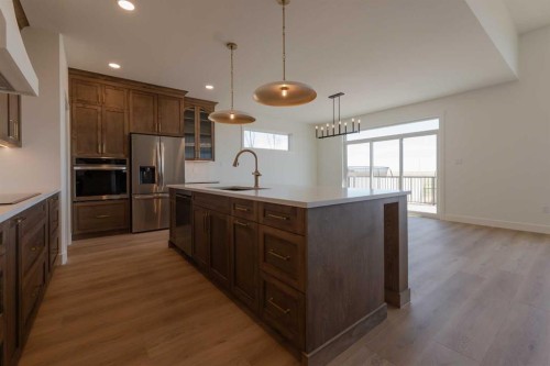 3080 21 Street, Coaldale, AB - Indoor Photo Showing Kitchen With Stainless Steel Kitchen With Upgraded Kitchen