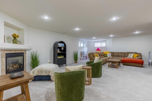 515 Canyon Cove West, Lethbridge, AB - Indoor With Fireplace