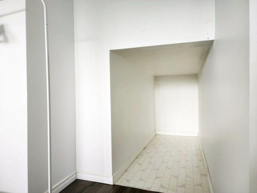22-5 Acadia Road West, Lethbridge, AB - Indoor Photo Showing Other Room
