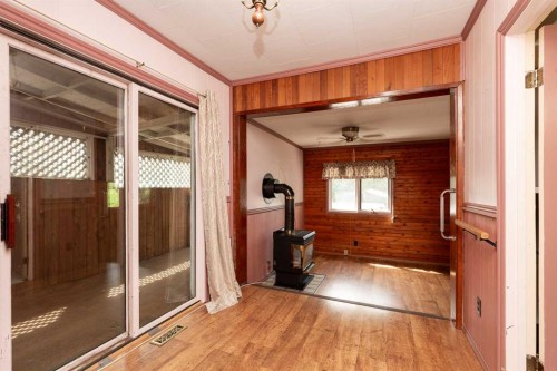 1238 7 Avenue South, Lethbridge, AB - Indoor Photo Showing Other Room