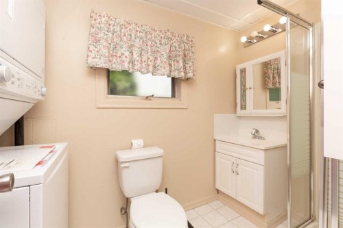 1238 7 Avenue South, Lethbridge, AB - Indoor