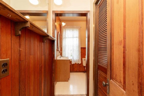 1238 7 Avenue South, Lethbridge, AB - Indoor Photo Showing Other Room