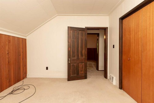 1238 7 Avenue South, Lethbridge, AB - Indoor Photo Showing Other Room