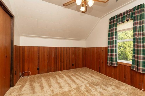 1238 7 Avenue South, Lethbridge, AB - Indoor Photo Showing Other Room