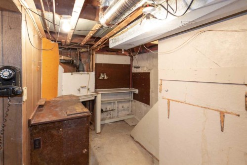 1238 7 Avenue South, Lethbridge, AB - Indoor Photo Showing Basement