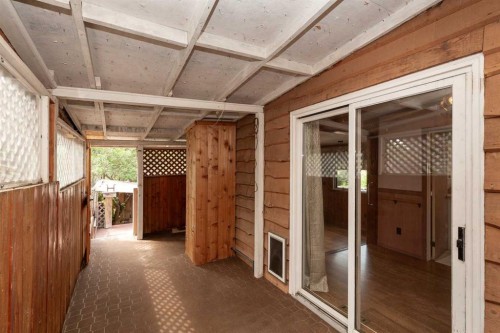 1238 7 Avenue South, Lethbridge, AB - Indoor Photo Showing Other Room