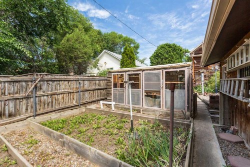 1238 7 Avenue South, Lethbridge, AB - Outdoor With Exterior