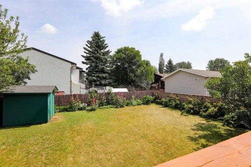 1031 Cameron Road South, Lethbridge, AB - Outdoor
