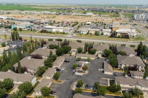 3-129 Silkstone Road West, Lethbridge, AB - Outdoor With View