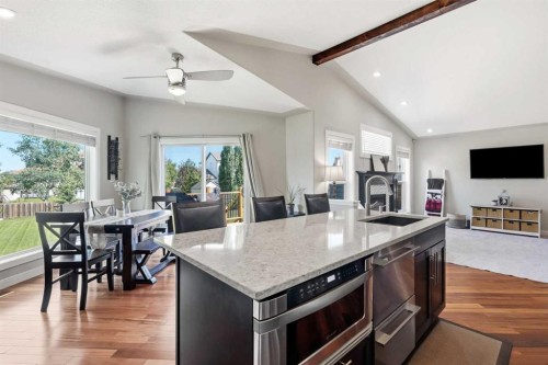 14 Lloyd Crescent Ne, Langdon, AB - Indoor