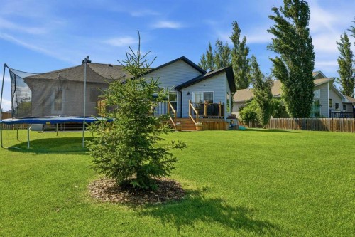 14 Lloyd Crescent Ne, Langdon, AB - Outdoor