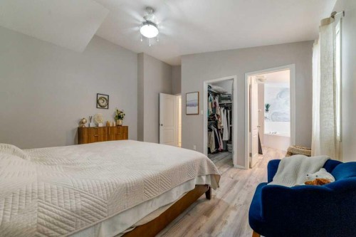 215 Grand River Boulevard West, Lethbridge, AB - Indoor Photo Showing Bedroom