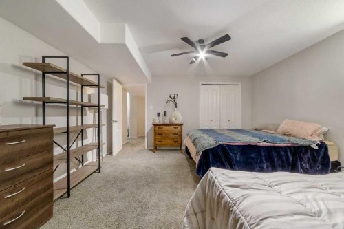 215 Grand River Boulevard West, Lethbridge, AB - Indoor Photo Showing Bedroom