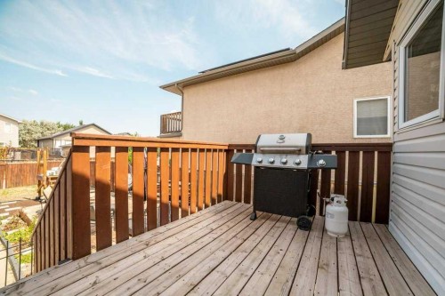 215 Grand River Boulevard West, Lethbridge, AB - Outdoor With Deck Patio Veranda With Exterior