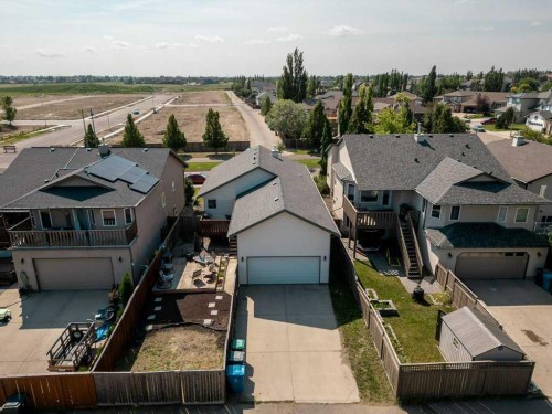 215 Grand River Boulevard West, Lethbridge, AB - Outdoor With Deck Patio Veranda