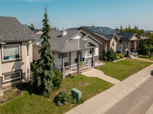 215 Grand River Boulevard West, Lethbridge, AB - Outdoor With Facade
