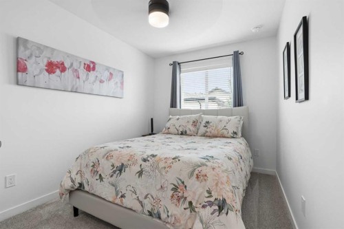 1402-210 Firelight Way West, Lethbridge, AB - Indoor Photo Showing Bedroom