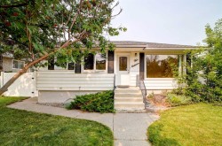 518 10 Street NORTHLethbridge, AB T1H 2C8