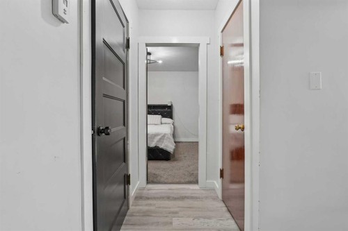 25021 Rge Rd 254, Cardston, AB - Indoor