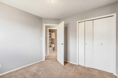 194 Mt Blakiston Road West, Lethbridge, AB - Indoor
