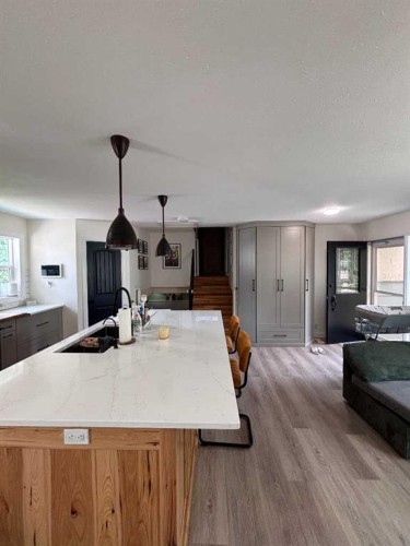 425 Normandy Road South, Lethbridge, AB 