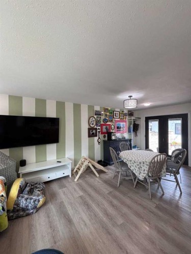 425 Normandy Road South, Lethbridge, AB 