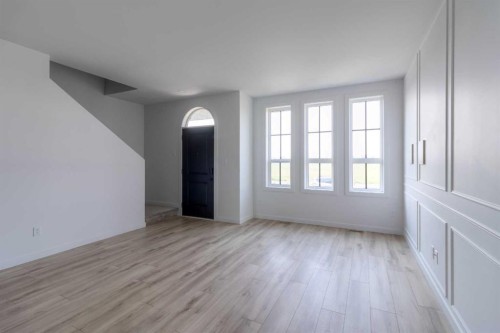 633 Blackwolf Boulevard North, Lethbridge, AB - Indoor Photo Showing Other Room