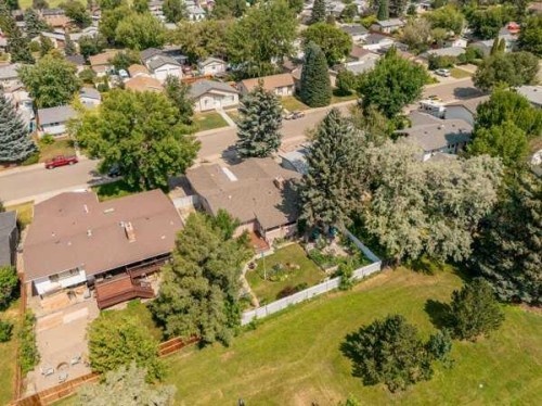 42 Honeysuckle Road North, Lethbridge, AB - Outdoor With View
