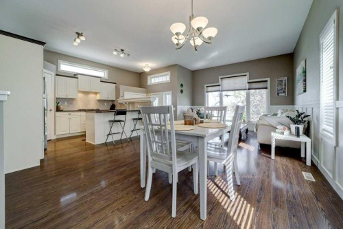 82 Keystone Terrace West, Lethbridge, AB - Indoor Photo Showing Dining Room