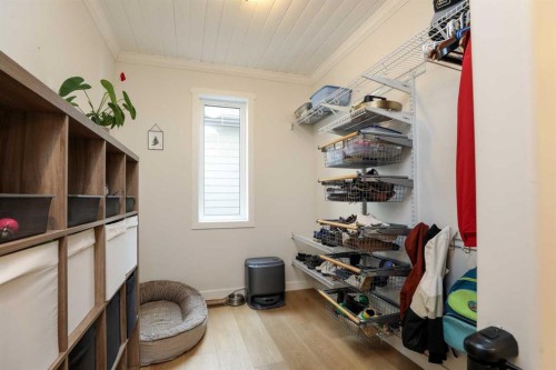 2135 33 Avenue, Coaldale, AB - Indoor