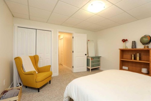 2135 33 Avenue, Coaldale, AB - Indoor Photo Showing Bedroom