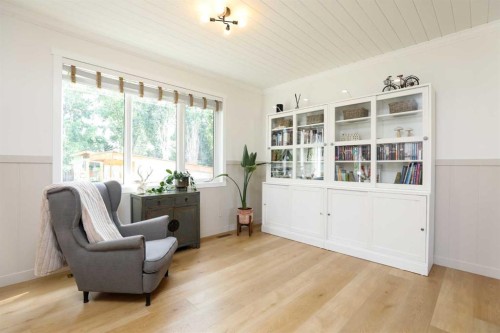 2135 33 Avenue, Coaldale, AB - Indoor Photo Showing Other Room