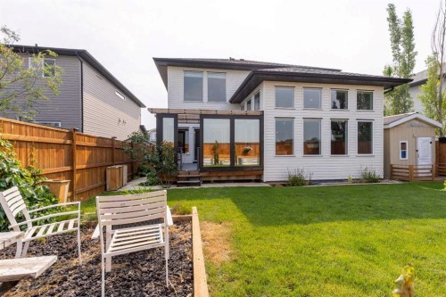 107 Westgate Drive, Coaldale, AB - Outdoor