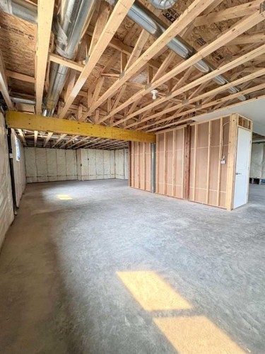 919 Fairway Boulevard, Cardston, AB - Indoor Photo Showing Basement