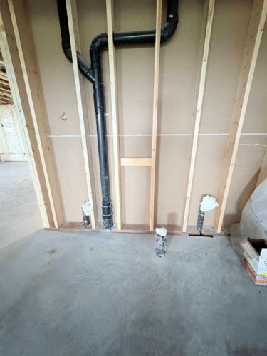 919 Fairway Boulevard, Cardston, AB - Indoor