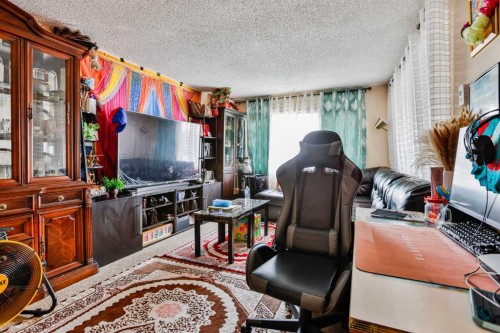1717 St Edward Boulevard North, Lethbridge, AB - Indoor