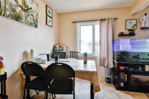 1717 St Edward Boulevard North, Lethbridge, AB - Indoor