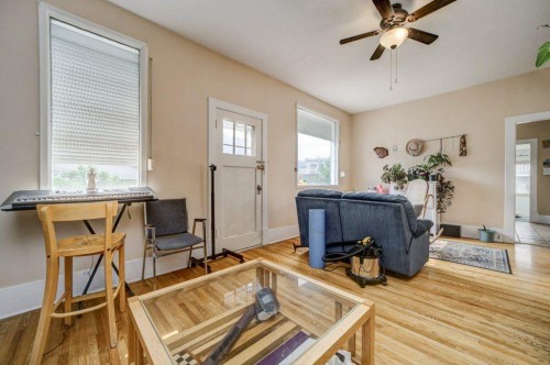 12316 21 Avenue, Blairmore, AB - Indoor