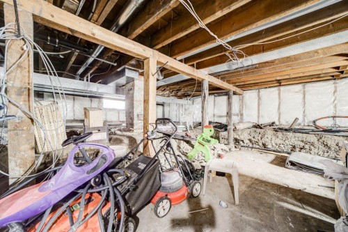 12316 21 Avenue, Blairmore, AB - Indoor Photo Showing Basement