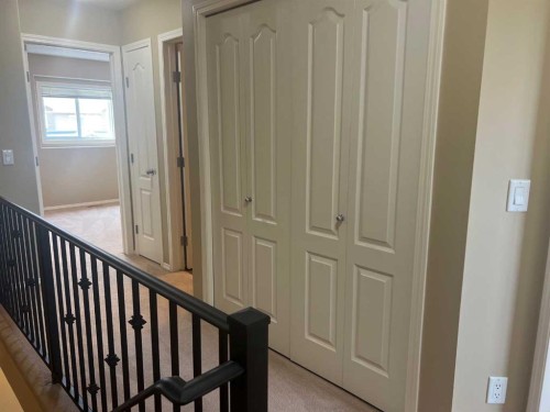 18-45 Keystone Terrace West, Lethbridge, AB - Indoor Photo Showing Other Room